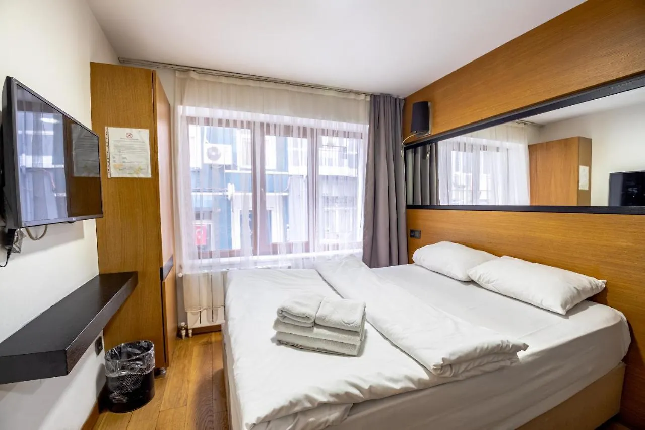 ***  Xenia Hotel Taksim Istanbul Turkey