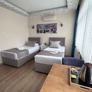 2* Hotel Ueskuedar