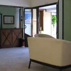 https://oya-apartments.aegeanhotels.net