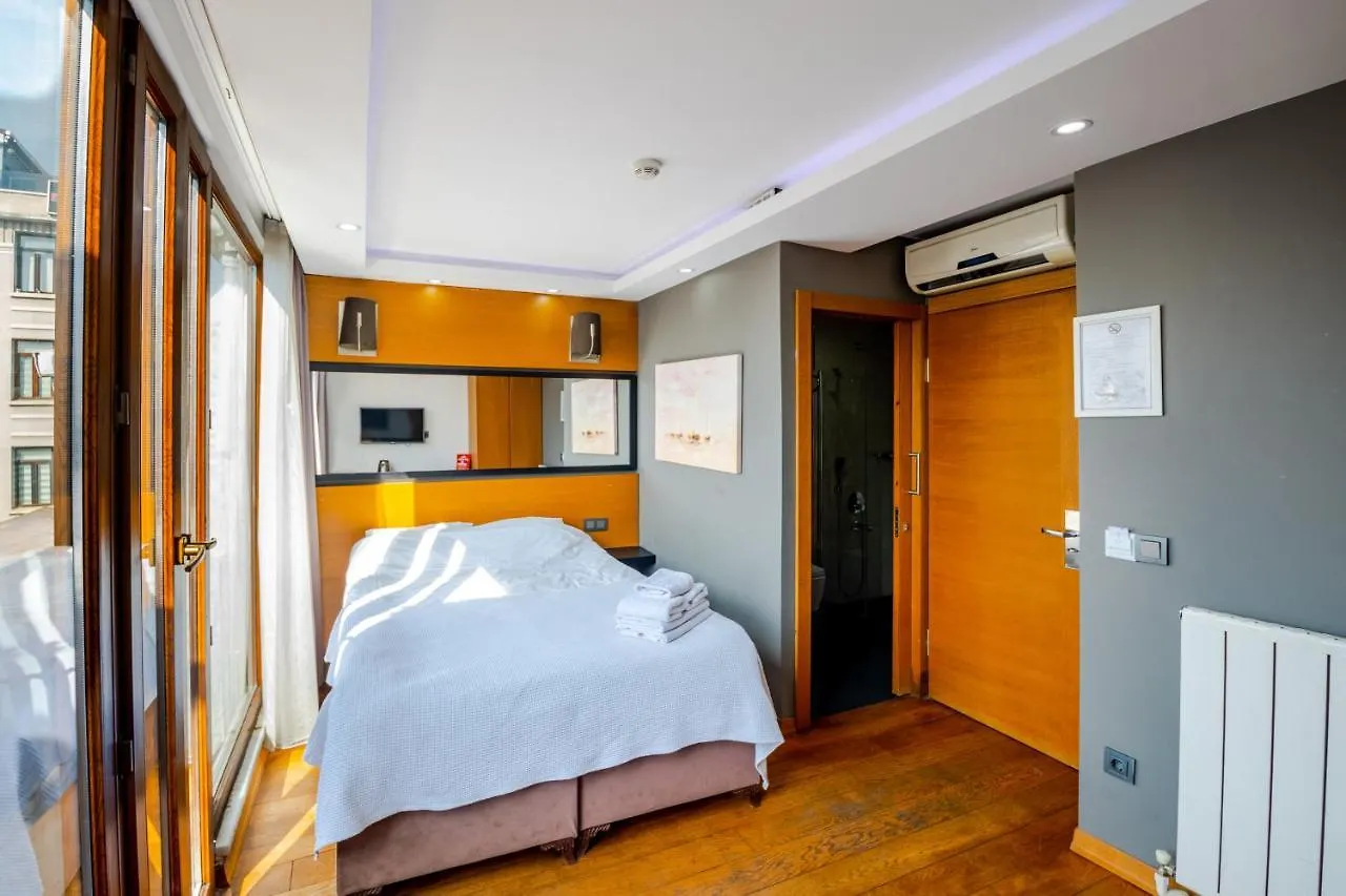 ***  Xenia Hotel Taksim Istanbul Turkey